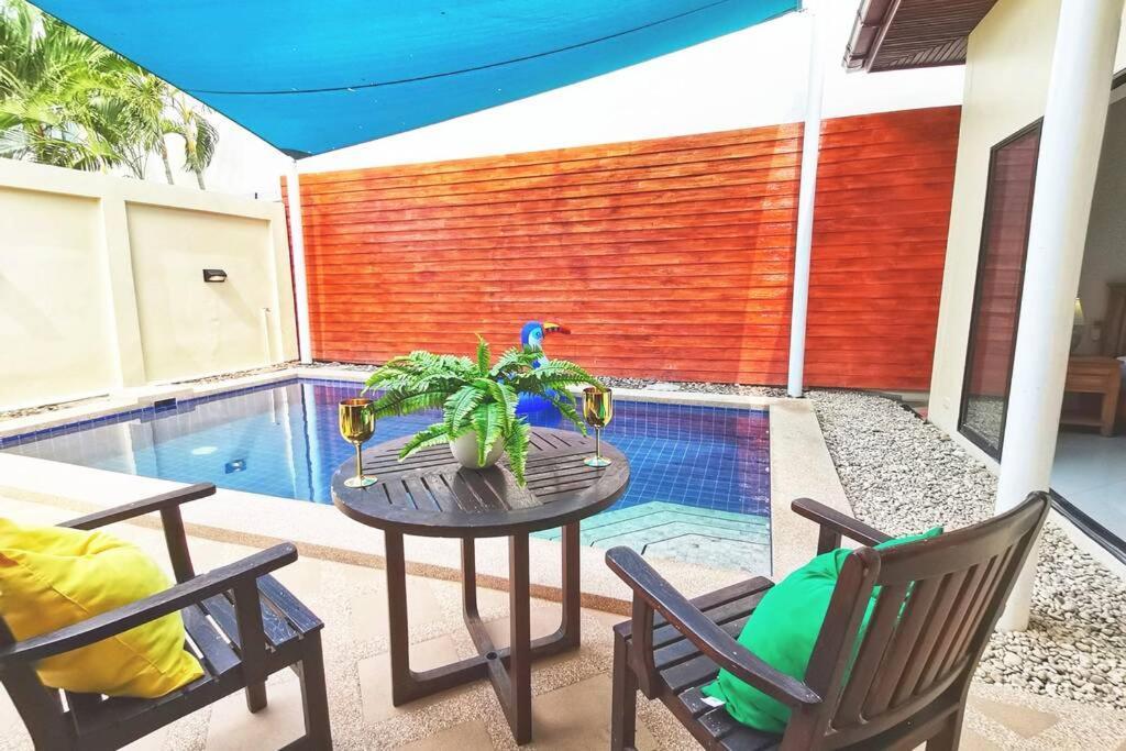 Anb Poolvilla 3Br Walk Private Beach In Pratamnak Pattaya Luaran gambar