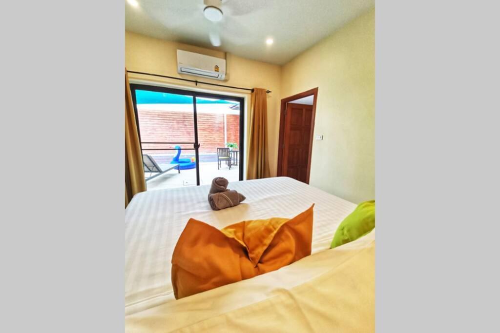 Anb Poolvilla 3Br Walk Private Beach In Pratamnak Pattaya Luaran gambar